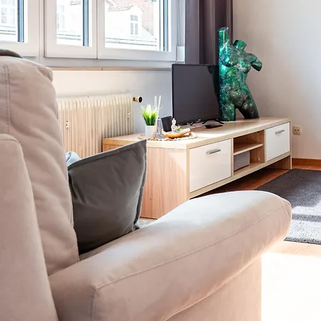 Modernes In Zentraler Stadtlage *